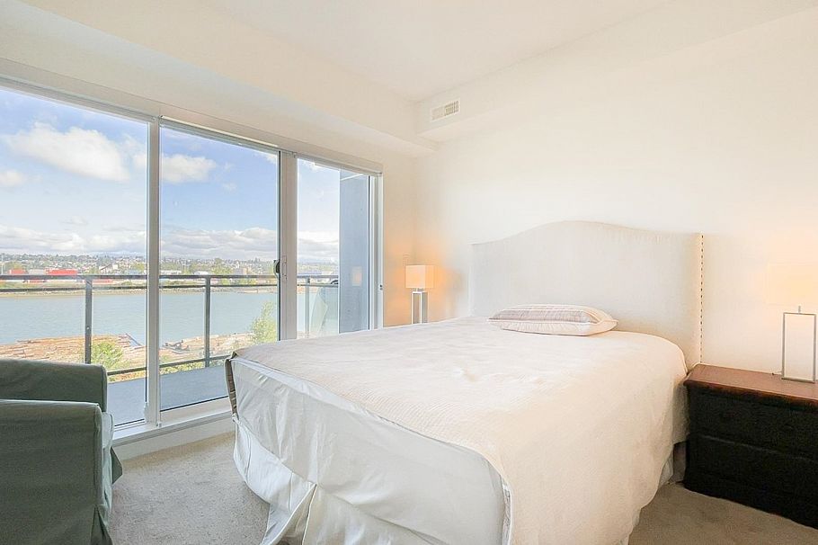 313 10177 River Drive Richmond, BC - 10