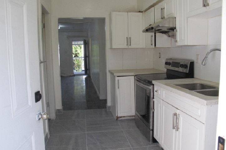 4313 Miller Street Vancouver, BC - 4