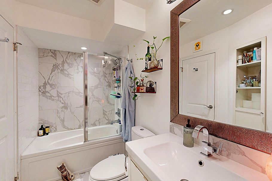 201 2222 Prince Edward Street Vancouver, BC - 20