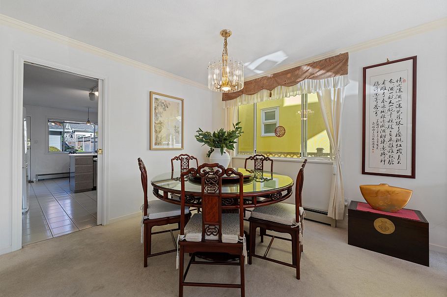 2133 W 49th Avenue Vancouver, BC - 9