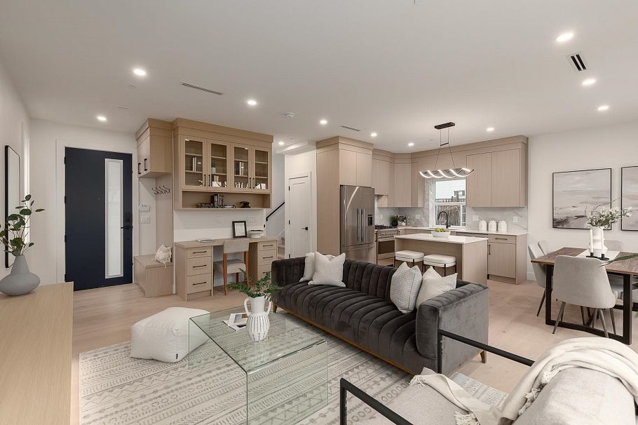 2 3506 E Pender Street Vancouver, BC - 5