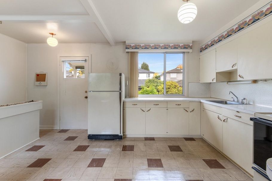 4805 Inverness Street Vancouver, BC - 8