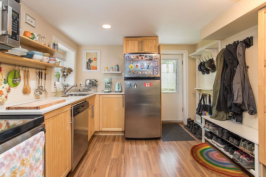 1688 E 29th Avenue Vancouver, BC - 17