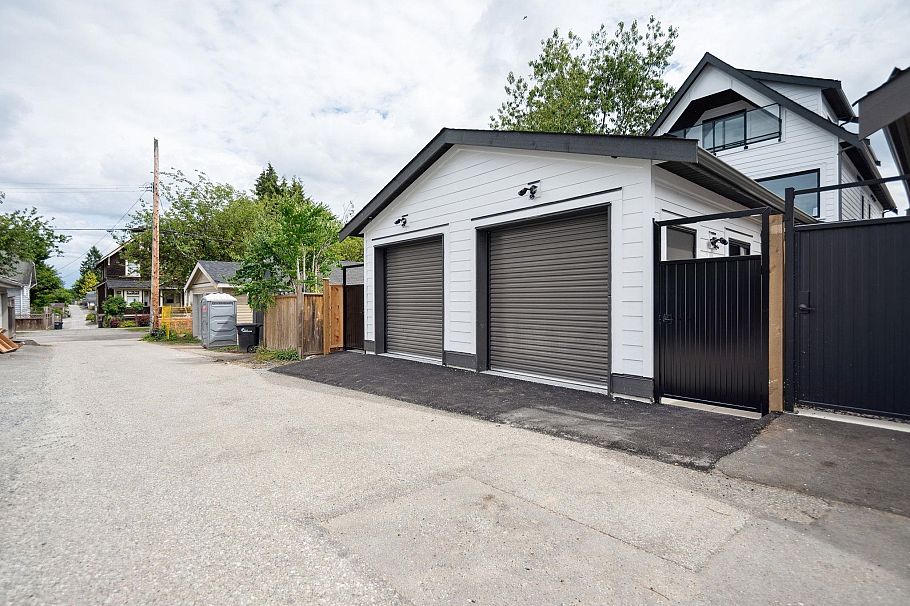 #2 1079 E 14th Avenue Vancouver, BC - 35