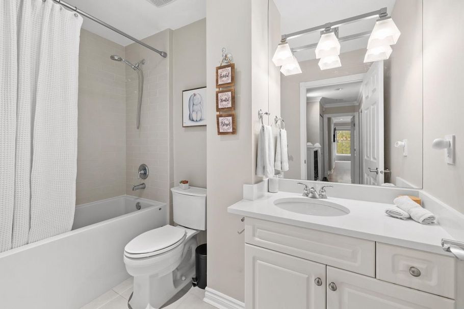 3135 Sunnyhurst Road North Vancouver, BC - 19