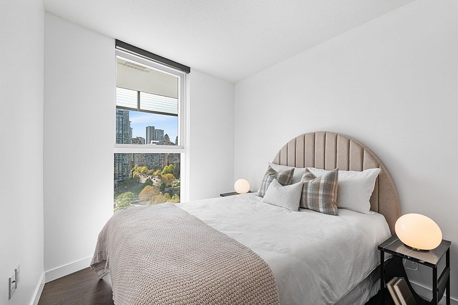 1584 87 Nelson Street Vancouver, BC - 11