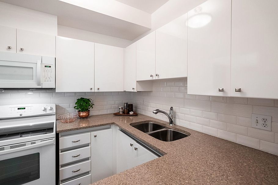 304 1928 Nelson Street Vancouver, BC - 15