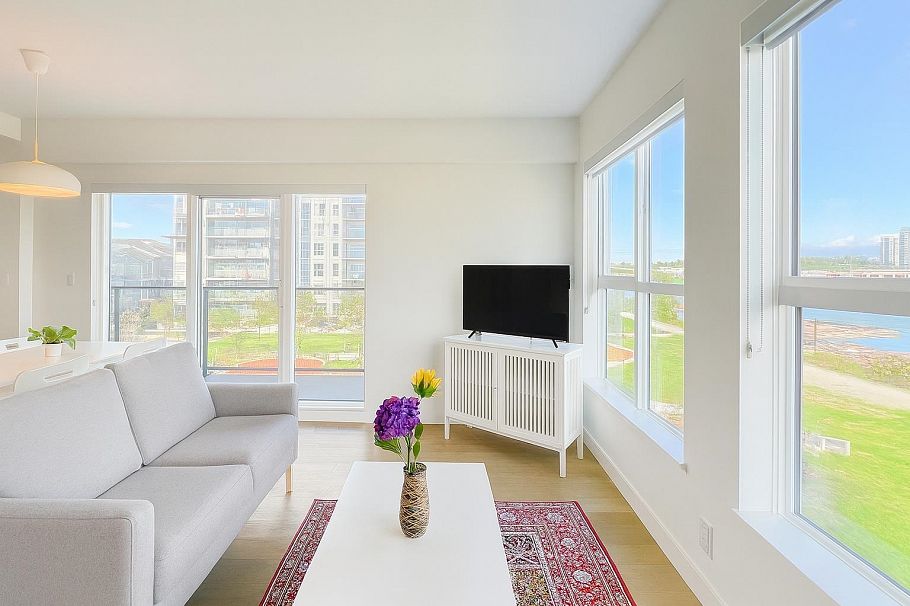 313 10177 River Drive Richmond, BC - 3