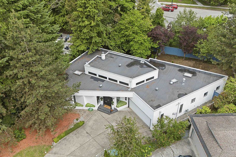 4133 Tytahun Crescent Vancouver, BC - 39