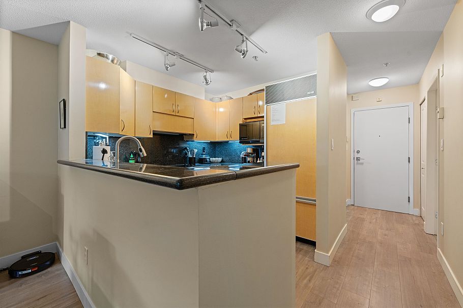 102 3083 W 4th Avenue Vancouver, BC - 12