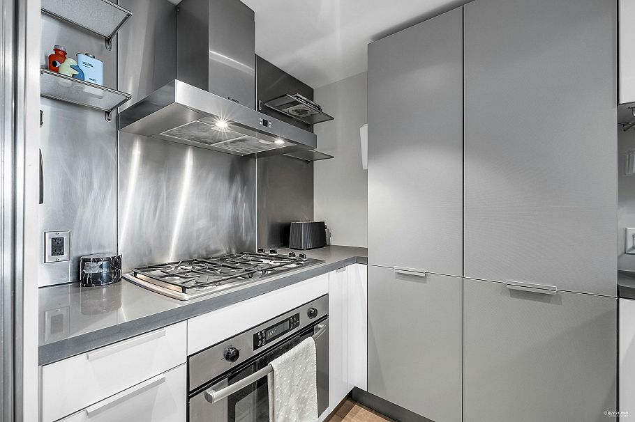 1907 788 Richards Street Vancouver, BC - 12