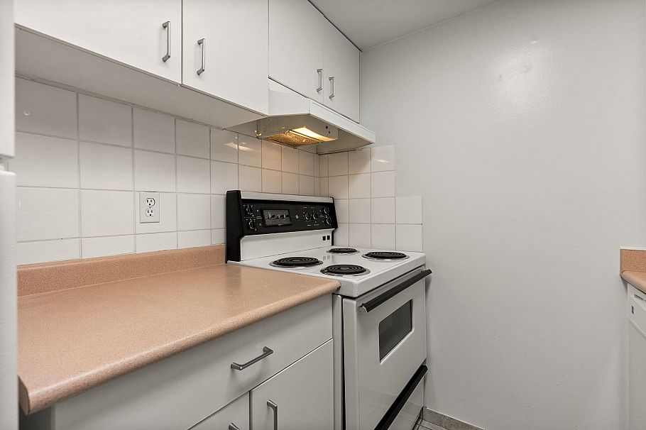 504 789 Drake Street Vancouver, BC - 10