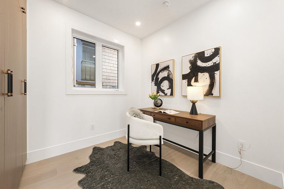 1 847 E 10th Avenue Vancouver, BC - 23