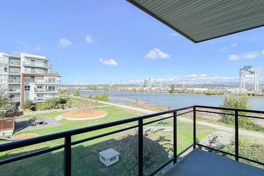 313 10177 River Drive Richmond, BC - 18