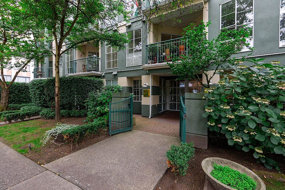 304 1928 Nelson Street Vancouver, BC - 35