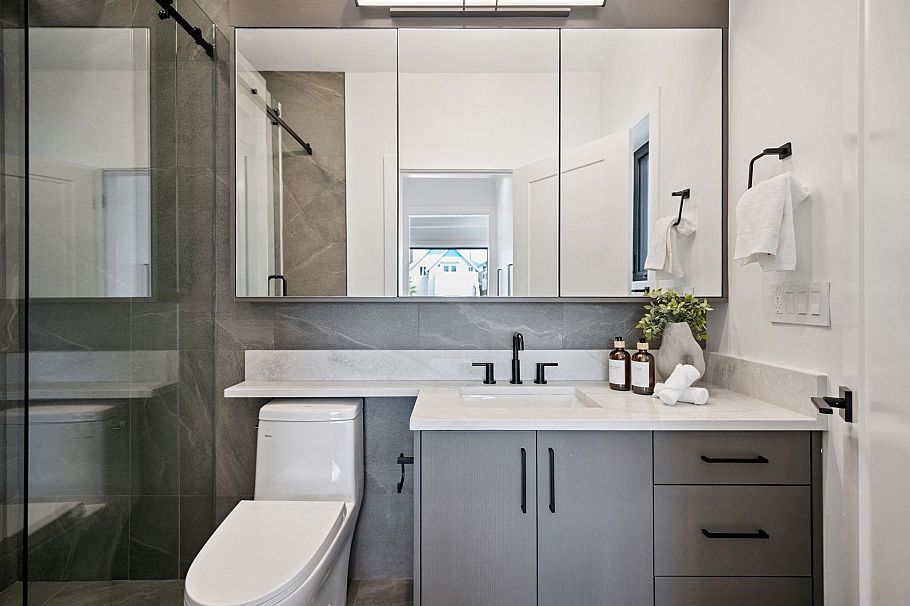 #2 1079 E 14th Avenue Vancouver, BC - 26