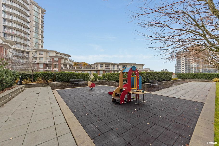 422 4078 Knight Street Vancouver, BC - 19