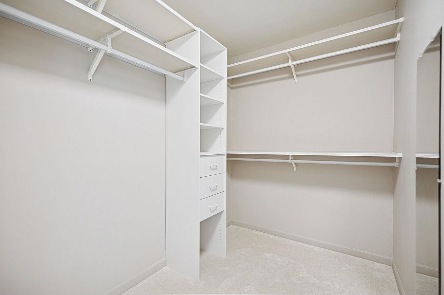 43 5880 Hampton Place Vancouver, BC - 27