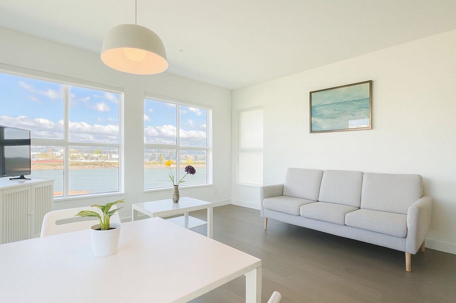 313 10177 River Drive Richmond, BC - 5