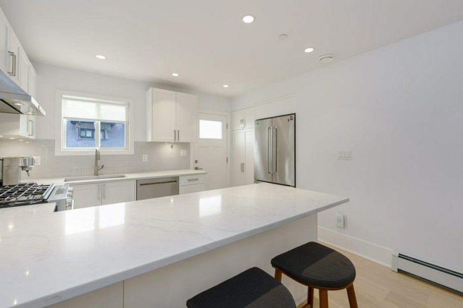 5051 Sherbrooke Street Vancouver, BC - 9