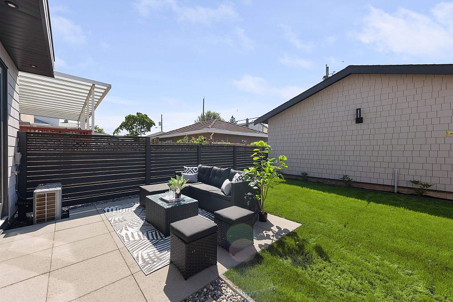 2 2750 W 19th Avenue Vancouver, BC - 39