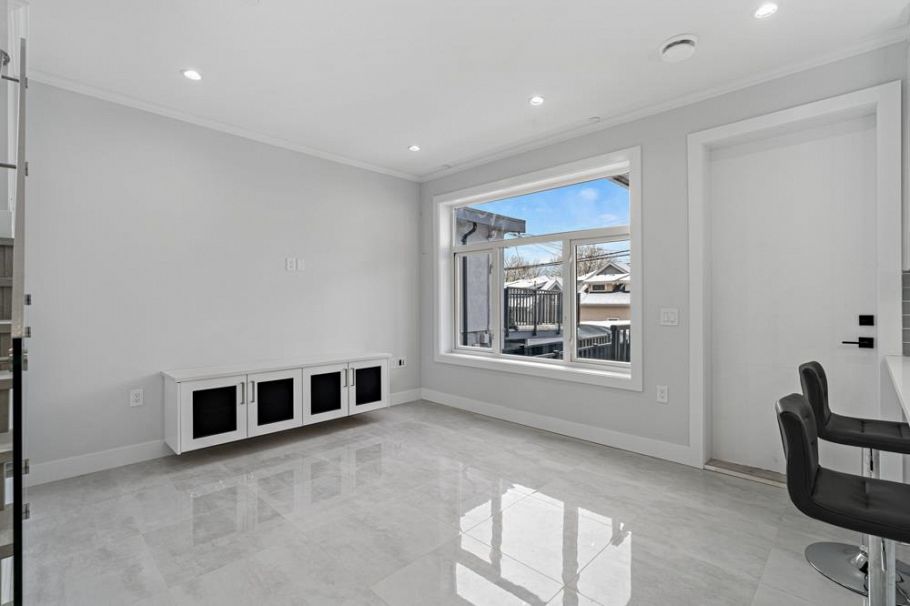 6749 Knight Street Vancouver, BC - 33