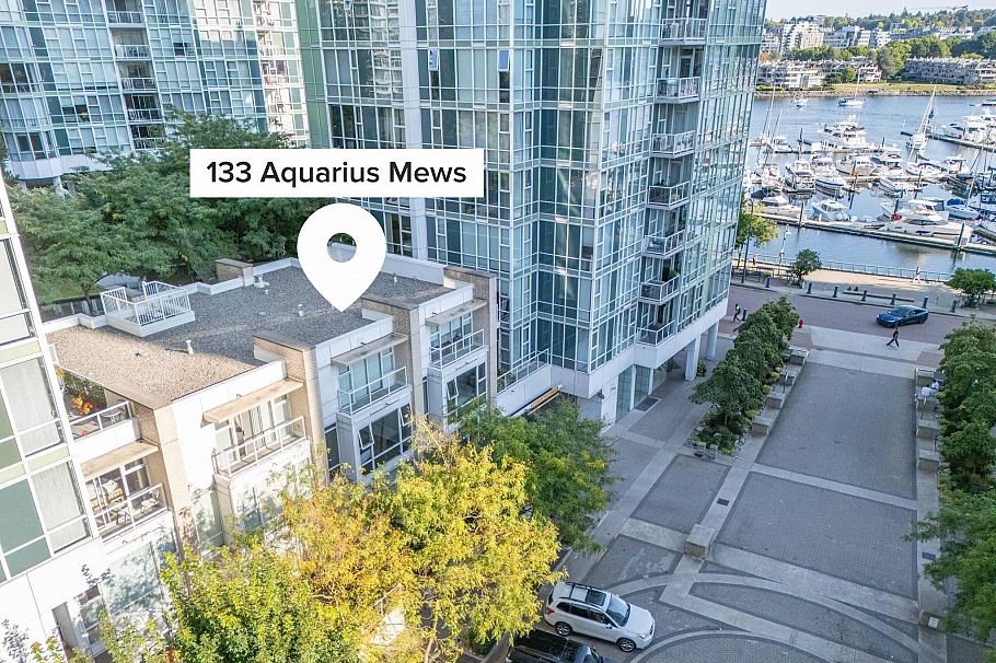133 Aquarius Mews Vancouver, BC - 3