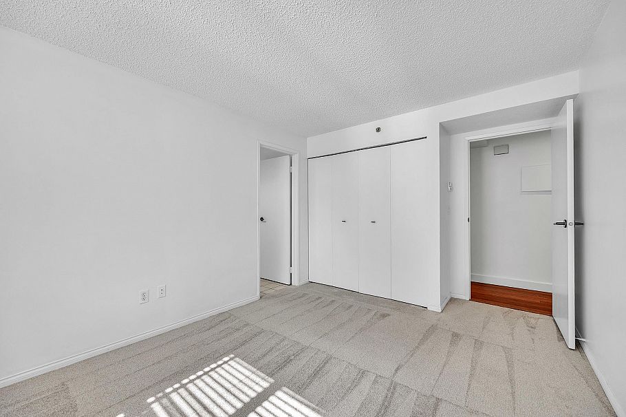 28 1345 W 4th Avenue Vancouver, BC - 11