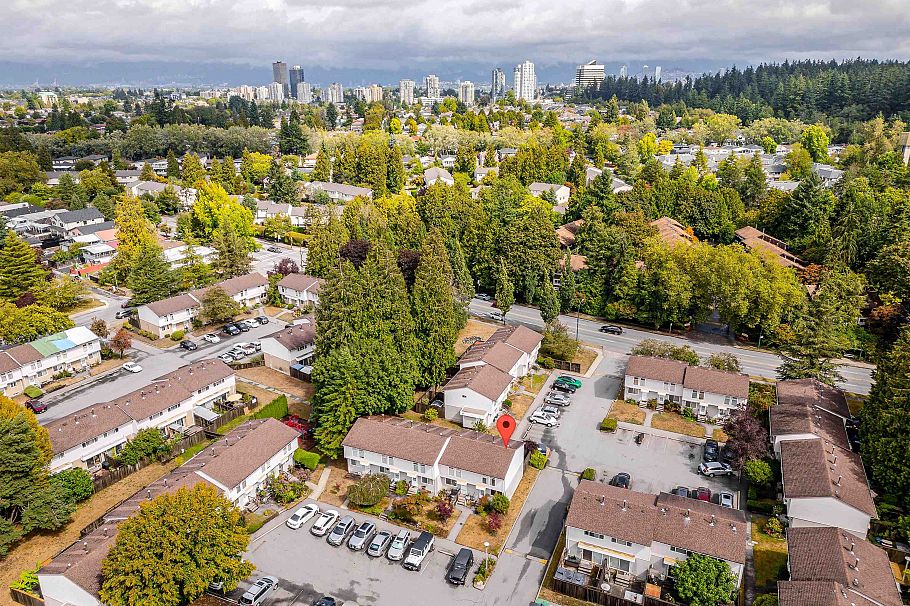 5 3554 E 49th Avenue Vancouver, BC - 38