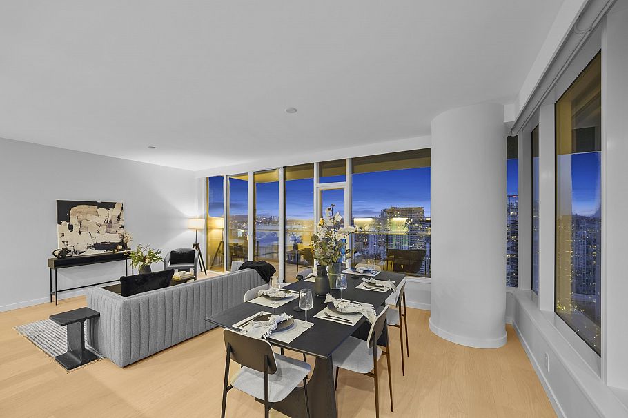 3503 1335 Howe Street Vancouver, BC - 3