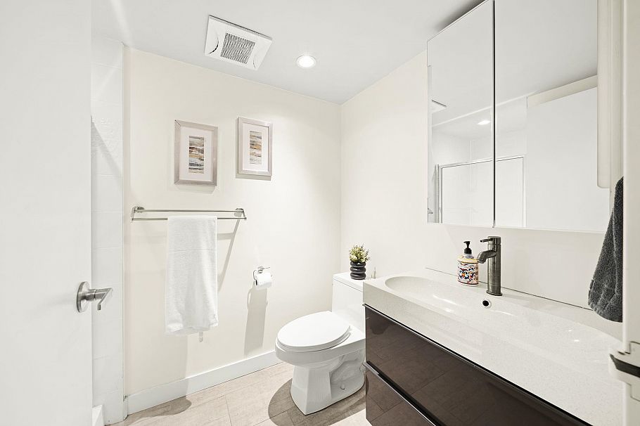 603 1625 Hornby Street Vancouver, BC - 19