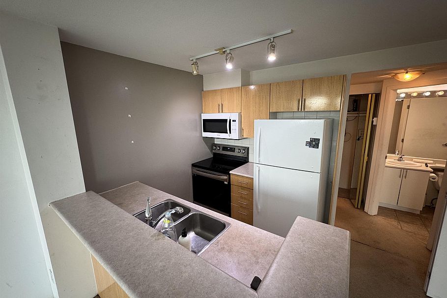 506 2733 Chandlery Place Vancouver, BC - 11