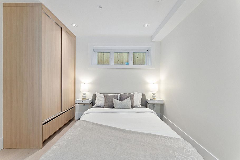 3121 Columbia Street Vancouver, BC - 17