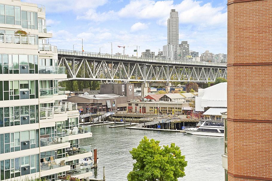 603 1625 Hornby Street Vancouver, BC - 33