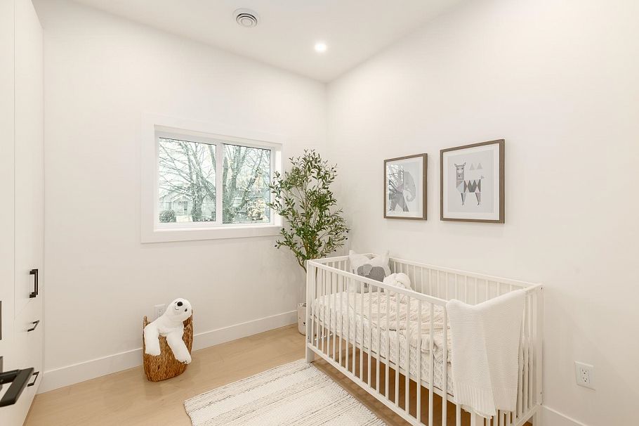 2 3506 E Pender Street Vancouver, BC - 17