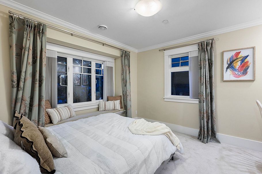 3895 W 23rd Avenue Vancouver, BC - 19