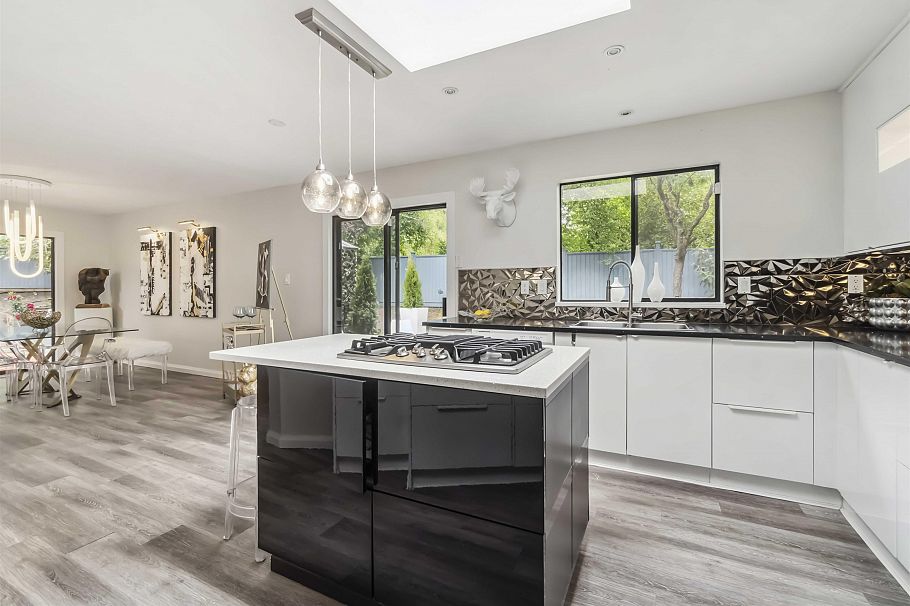 4133 Tytahun Crescent Vancouver, BC - 13