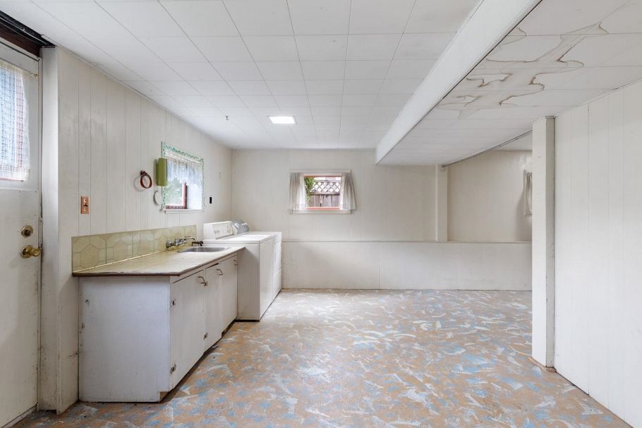 4805 Inverness Street Vancouver, BC - 18