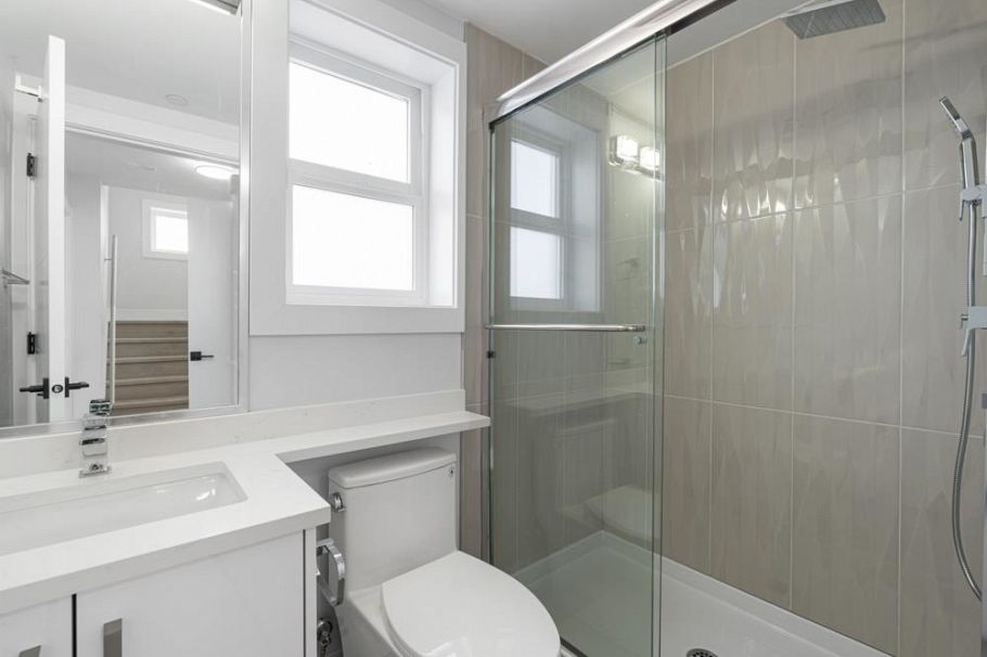 6749 Knight Street Vancouver, BC - 16