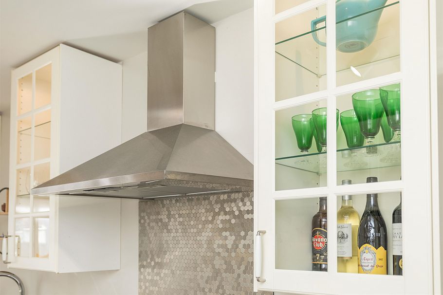 1688 E 29th Avenue Vancouver, BC - 9