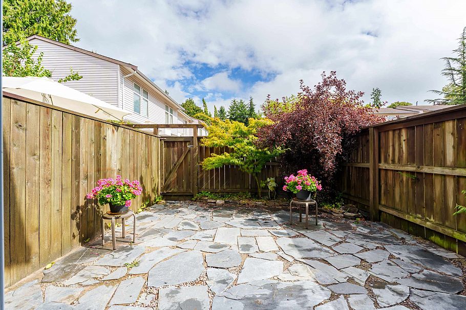 5 3554 E 49th Avenue Vancouver, BC - 31