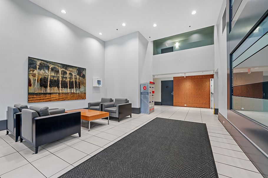 805 175 W 1st Street North Vancouver, BC - 28