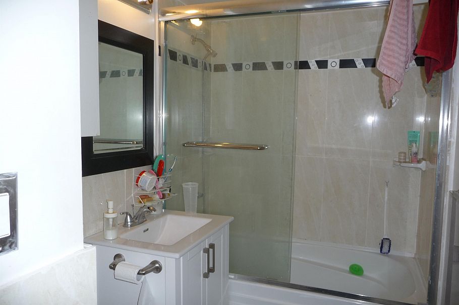 5249 Hoy Street Vancouver, BC - 7