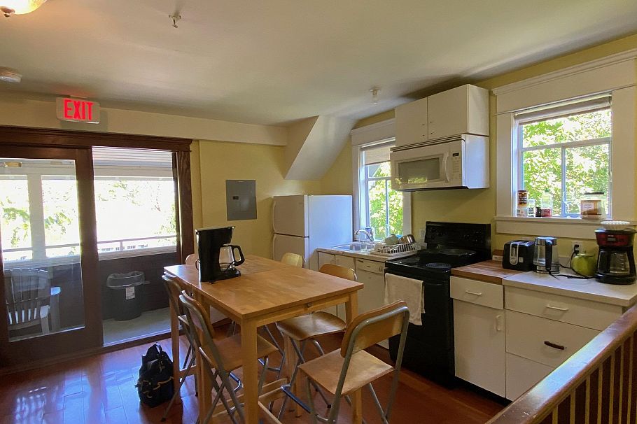 387 W 13th Avenue Vancouver, BC - 21