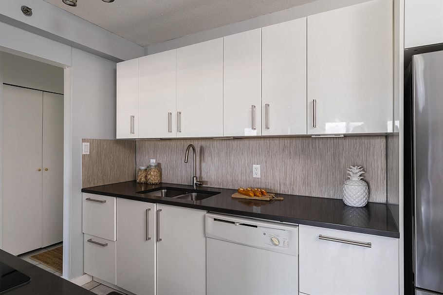 808 756 Great Northern Way Vancouver, BC - 16