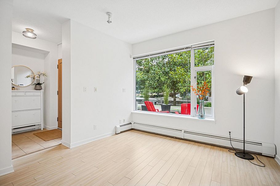 239 188 Keefer Place Vancouver, BC - 8