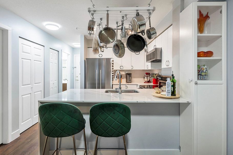 304 8989 Hudson Street Vancouver, BC - 11