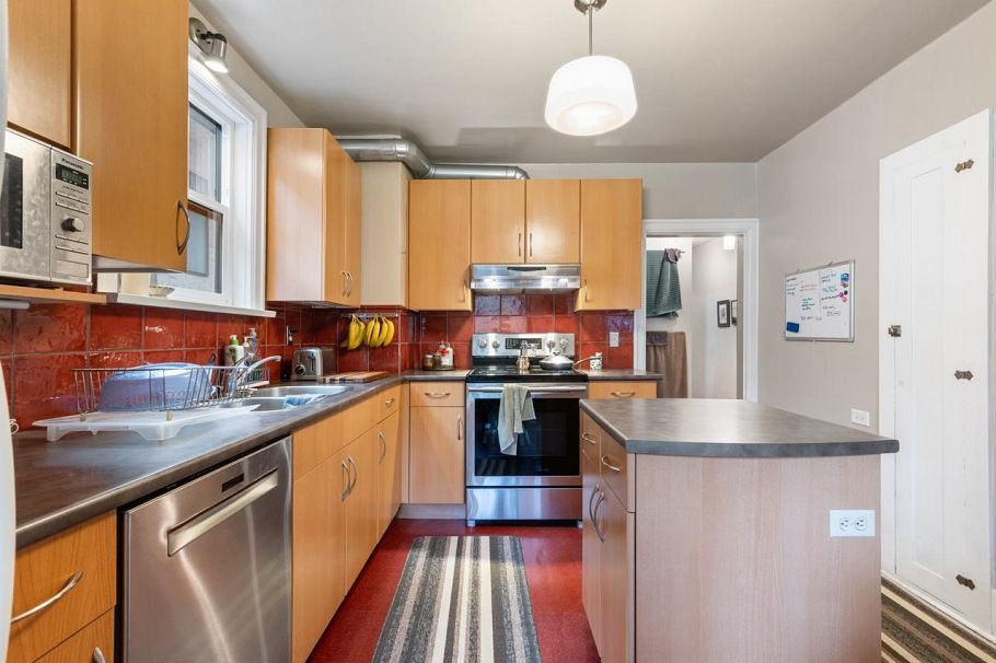 2125 E 5th Avenue Vancouver, BC - 8