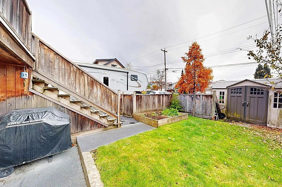 3554 Haida Drive Vancouver, BC - 37