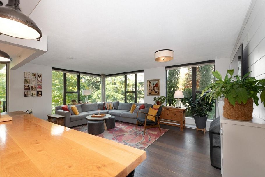 308 683 W Victoria Park North Vancouver, BC - 3